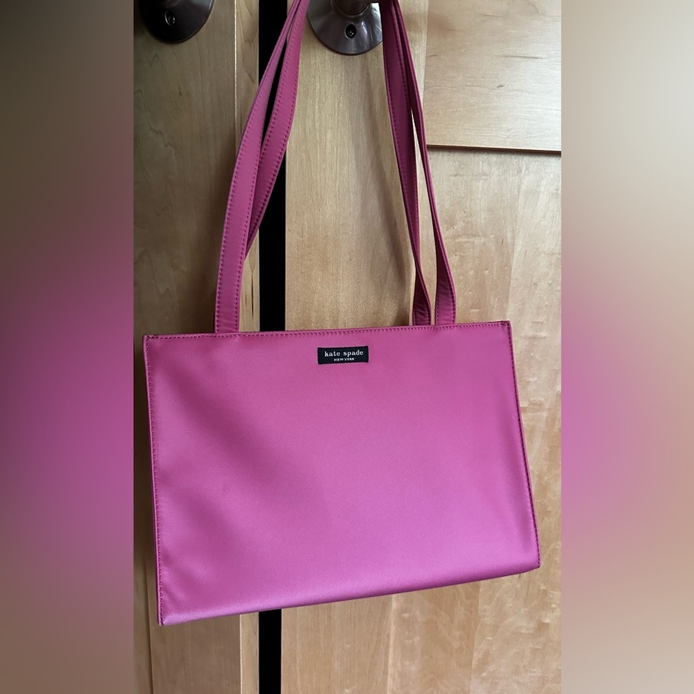 Kate Spade Pink Shoulder Bag with Structured Design Medium
